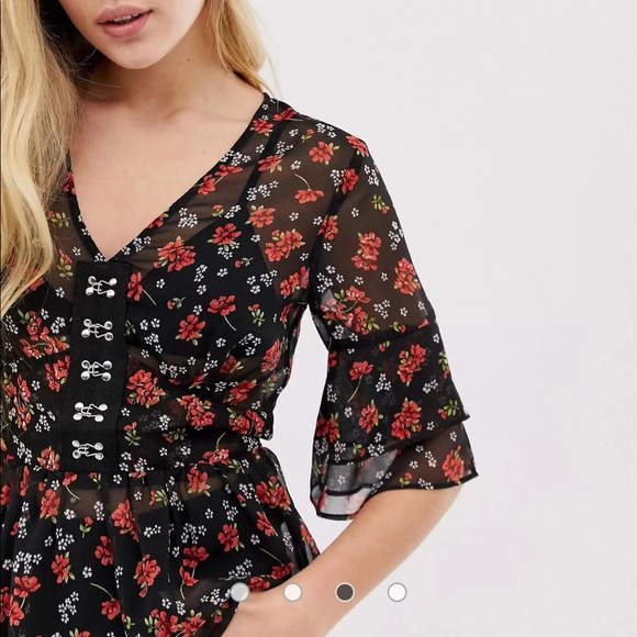 Floral print blouse, red and black - Picture 4 of 6